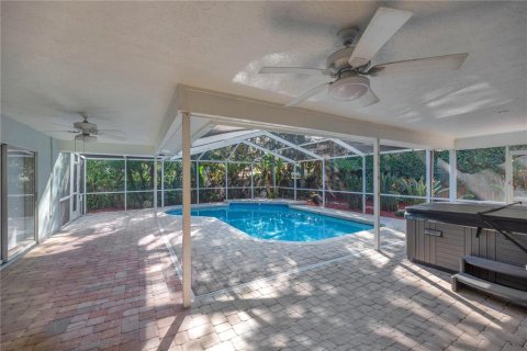 Casa en venta en Valrico, Florida, 4 dormitorios, 242.29 m2 № 2387402 - foto 29