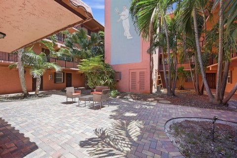 Condo in Fort Lauderdale, Florida, 3 bedrooms  № 2177562 - photo 14