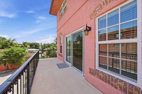 Condo in Fort Lauderdale, Florida, 3 bedrooms  № 2177562 - photo 13