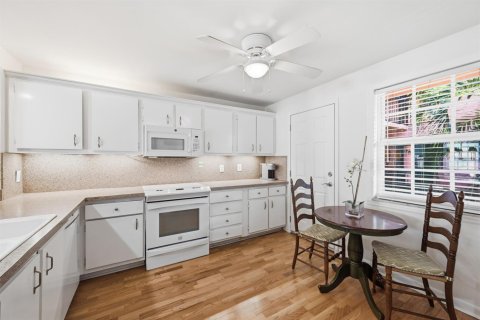 Condo in Fort Lauderdale, Florida, 3 bedrooms  № 2177562 - photo 3