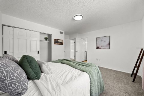 Townhouse in Tampa, Florida 2 bedrooms, 96.62 sq.m. № 2313236 - photo 24