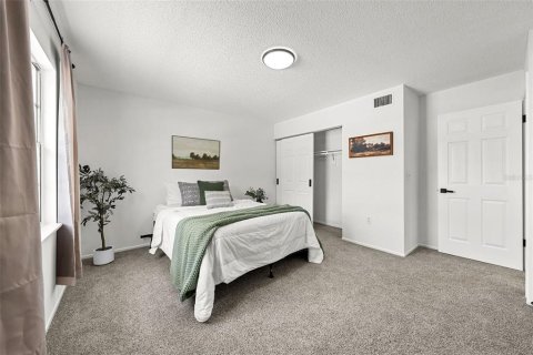 Townhouse in Tampa, Florida 2 bedrooms, 96.62 sq.m. № 2313236 - photo 23