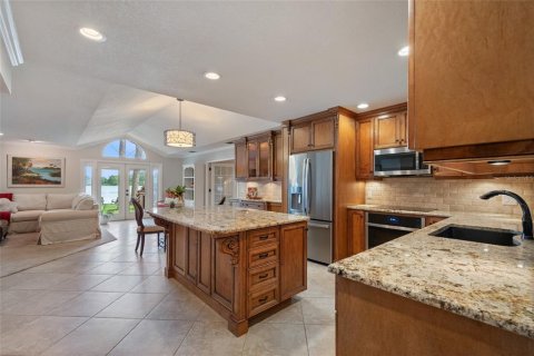 House in Apopka, Florida 3 bedrooms, 319.12 sq.m. № 1894779 - photo 19