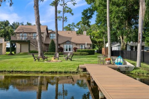 House in Apopka, Florida 3 bedrooms, 319.12 sq.m. № 1894779 - photo 4