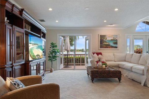 House in Apopka, Florida 3 bedrooms, 319.12 sq.m. № 1894779 - photo 14
