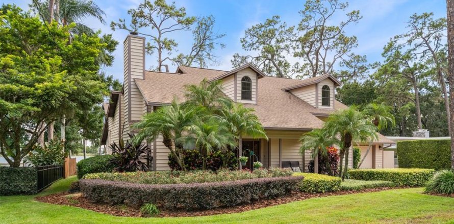 House in Apopka, Florida 3 bedrooms, 319.12 sq.m. № 1894779