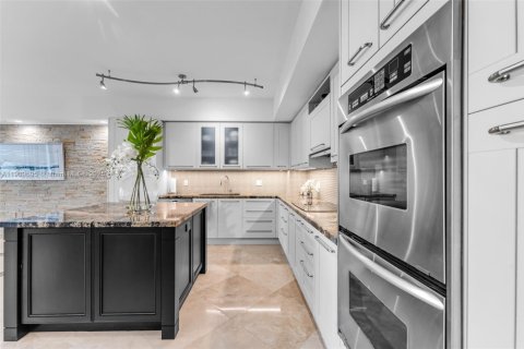 Copropriété à vendre à Fort Lauderdale, Floride: 2 chambres, 197.79 m2 № 2019192 - photo 23