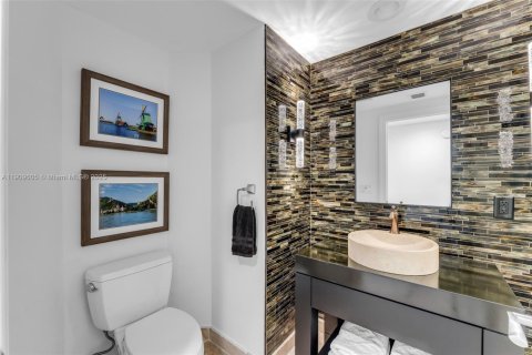 Copropriété à vendre à Fort Lauderdale, Floride: 2 chambres, 197.79 m2 № 2019192 - photo 28