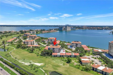 Condominio en venta en Saint Petersburg, Florida, 2 dormitorios, 97.55 m2 № 2298323 - foto 20