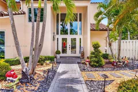 Villa ou maison à vendre à Plantation, Floride: 5 chambres, 314.94 m2 № 2173534 - photo 3