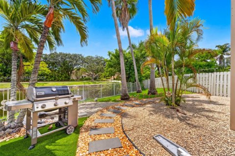 Villa ou maison à vendre à Plantation, Floride: 5 chambres, 314.94 m2 № 2173534 - photo 25