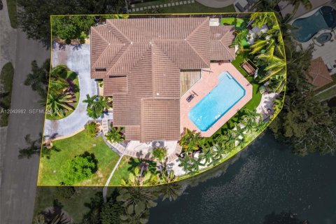 Villa ou maison à vendre à Plantation, Floride: 5 chambres, 314.94 m2 № 2173534 - photo 20