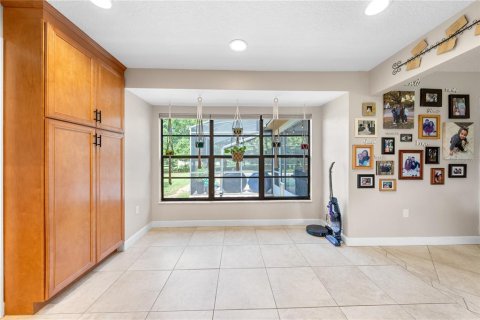 House in Orlando, Florida 3 bedrooms, 178.28 sq.m. № 1795586 - photo 17