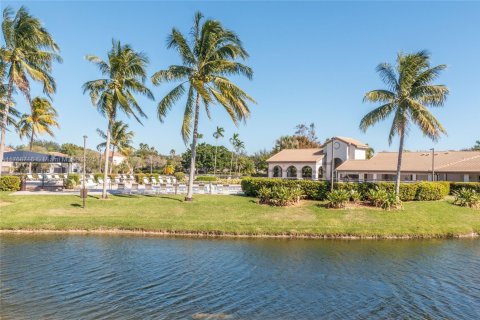 Condo in Plantation, Florida, 2 bedrooms  № 1867570 - photo 19