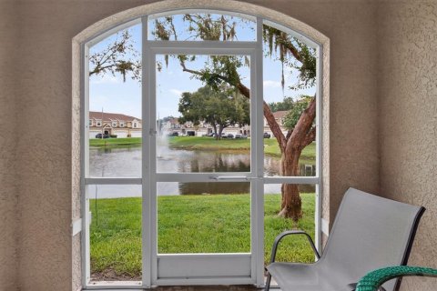 Townhouse in Tampa, Florida 3 bedrooms, 161.28 sq.m. № 2259214 - photo 23