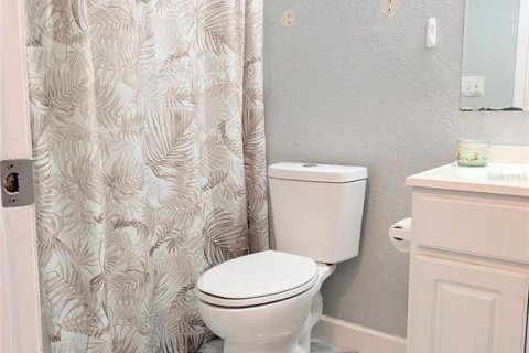 House in Deltona, Florida 2 bedrooms, 109.44 sq.m. № 2208630 - photo 13