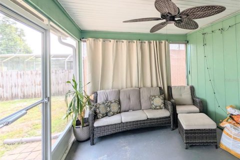 House in Deltona, Florida 2 bedrooms, 109.44 sq.m. № 2208630 - photo 15