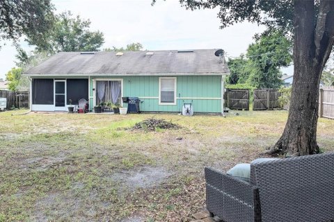 House in Deltona, Florida 2 bedrooms, 109.44 sq.m. № 2208630 - photo 18