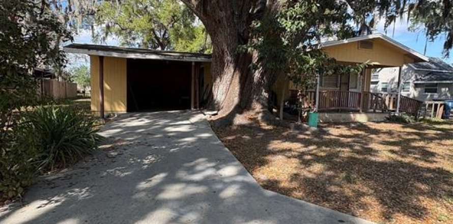 Casa en Fort Meade, Florida 5 dormitorios, 218.97 m2 № 2197967