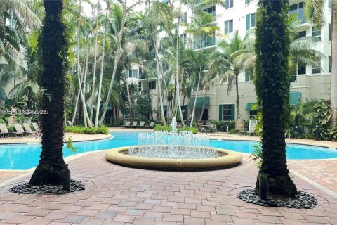 Copropriété à louer à Plantation, Floride: 3 chambres, 138.89 m2 № 2076660 - photo 17