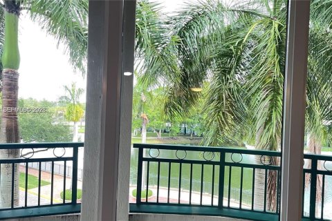 Copropriété à louer à Plantation, Floride: 3 chambres, 138.89 m2 № 2076660 - photo 18