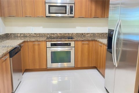 Copropriété à louer à Plantation, Floride: 3 chambres, 138.89 m2 № 2076660 - photo 3
