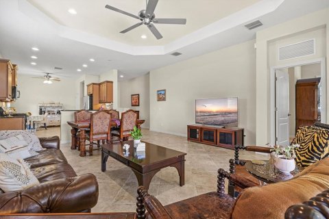 House in Bradenton, Florida 3 bedrooms, 205.22 sq.m. № 2339095 - photo 18