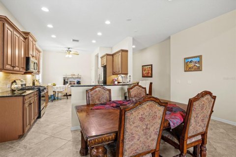 House in Bradenton, Florida 3 bedrooms, 205.22 sq.m. № 2339095 - photo 14