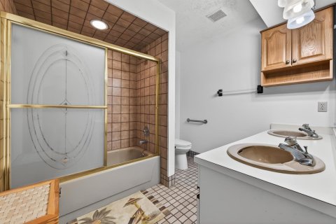 Casa en venta en Jensen Beach, Florida, 4 dormitorios, 293.2 m2 № 2192182 - foto 30