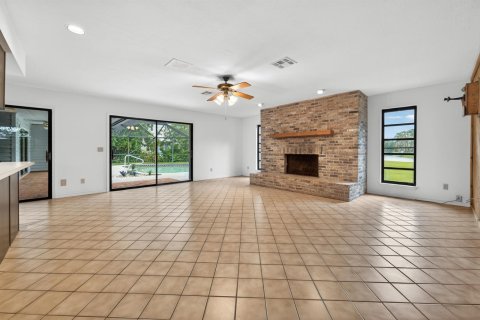 Casa en venta en Jensen Beach, Florida, 4 dormitorios, 293.2 m2 № 2192182 - foto 16