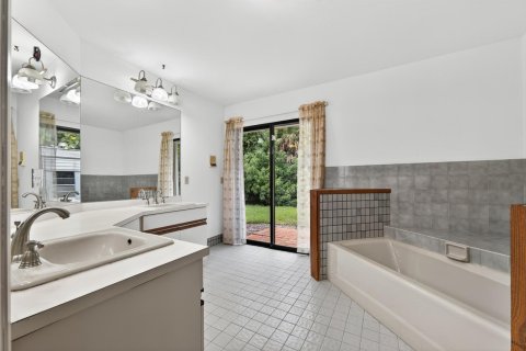 Casa en venta en Jensen Beach, Florida, 4 dormitorios, 293.2 m2 № 2192182 - foto 24