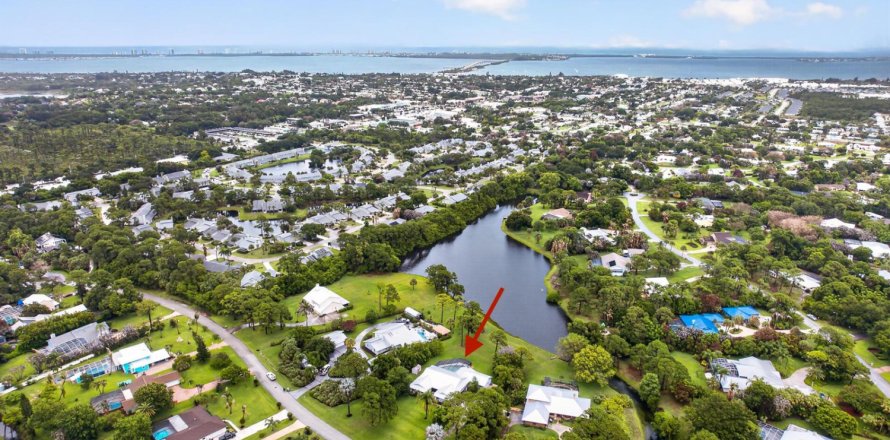 Casa en Jensen Beach, Florida 4 dormitorios, 293.2 m2 № 2192182