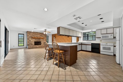 Casa en venta en Jensen Beach, Florida, 4 dormitorios, 293.2 m2 № 2192182 - foto 15