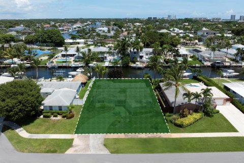 House in North Palm Beach, Florida 5 bedrooms, 397.16 sq.m. № 2252679 - photo 15