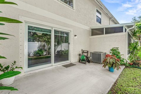 Touwnhouse à vendre à Jupiter, Floride: 3 chambres, 133.5 m2 № 2403930 - photo 4