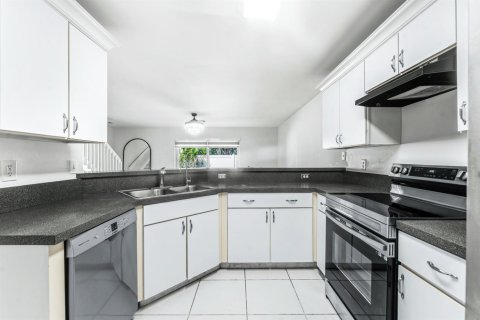 Touwnhouse à vendre à Jupiter, Floride: 3 chambres, 133.5 m2 № 2403930 - photo 10