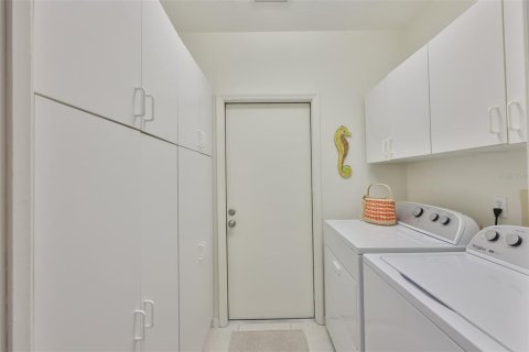Copropriété à vendre à Sun City Center, Floride: 2 chambres, 121.14 m2 № 2098377 - photo 13
