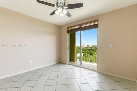 Copropriété à louer à Miami, Floride: 1 chambre, 55.18 m2 № 1872692 - photo 9
