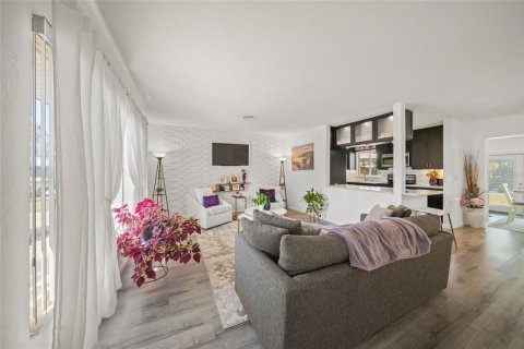 Купить виллу или дом в Сарасота, Флорида 5 комнат, 128.86м2, № 1539083 - фото 5