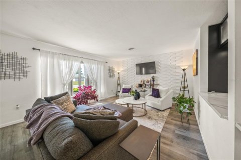 Купить виллу или дом в Сарасота, Флорида 5 комнат, 128.86м2, № 1539083 - фото 6