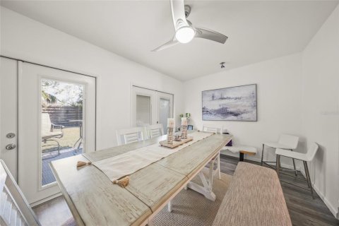 Купить виллу или дом в Сарасота, Флорида 5 комнат, 128.86м2, № 1539083 - фото 15