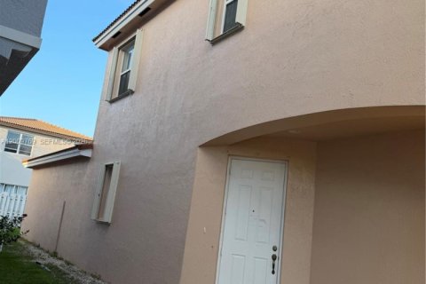 Villa ou maison à vendre à Homestead, Floride: 5 chambres, 191.66 m2 № 2345968 - photo 22