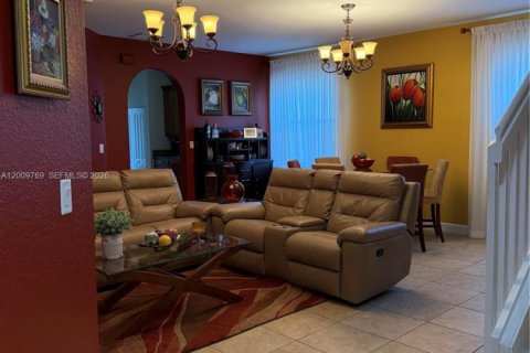 Villa ou maison à vendre à Homestead, Floride: 5 chambres, 191.66 m2 № 2345968 - photo 26