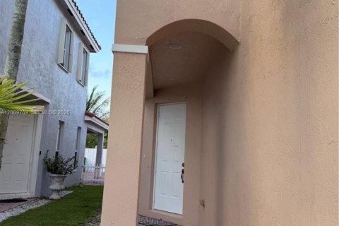 Villa ou maison à vendre à Homestead, Floride: 5 chambres, 191.66 m2 № 2345968 - photo 21