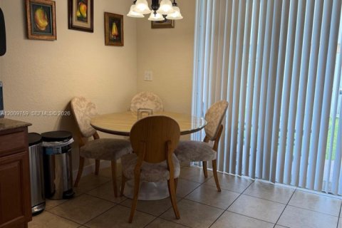 Villa ou maison à vendre à Homestead, Floride: 5 chambres, 191.66 m2 № 2345968 - photo 30
