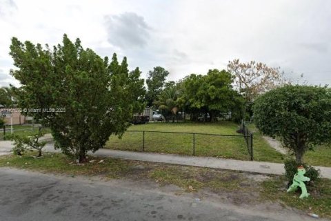 Land in Pompano Beach, Florida № 1710569 - photo 9