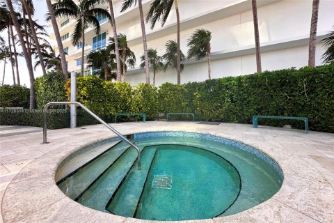 Condominio en venta en Miami Beach, Florida, 1 dormitorio, 72.46 m2 № 1702856 - foto 22