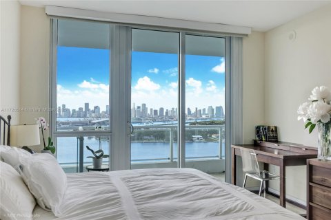 Condominio en venta en Miami Beach, Florida, 1 dormitorio, 72.46 m2 № 1702856 - foto 11