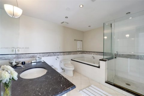 Condominio en venta en Miami Beach, Florida, 1 dormitorio, 72.46 m2 № 1702856 - foto 16