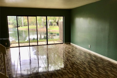 Adosado en alquiler en Lauderhill, Florida, 3 dormitorios, 113.71 m2 № 2060175 - foto 4